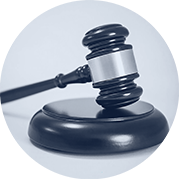 Judge’s gavel symbolizing litigation support and expert witness services in Atlanta
